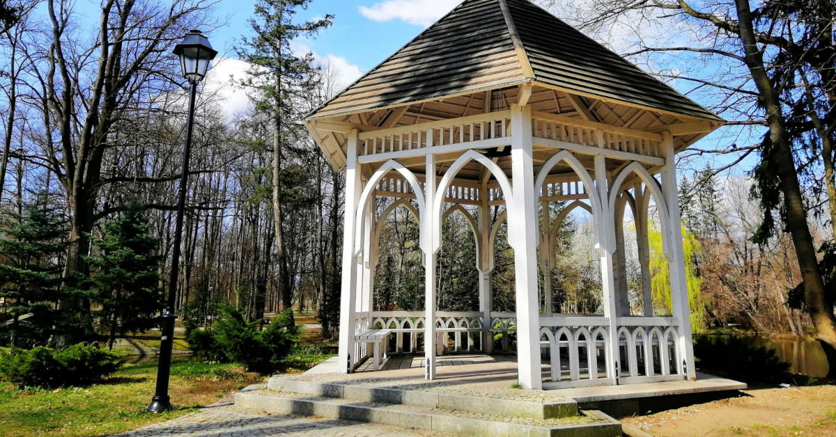 Jaka jest kara za postawienie altany bez zgłoszenia?