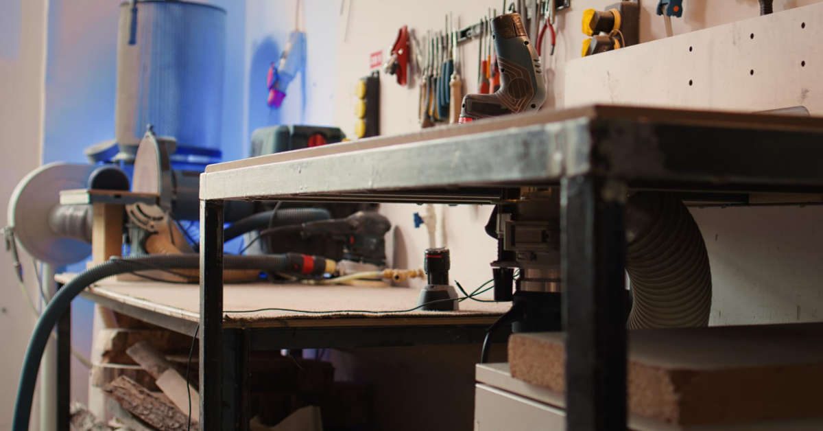 Jak usunąć rysy z plastiku domowym sposobem?