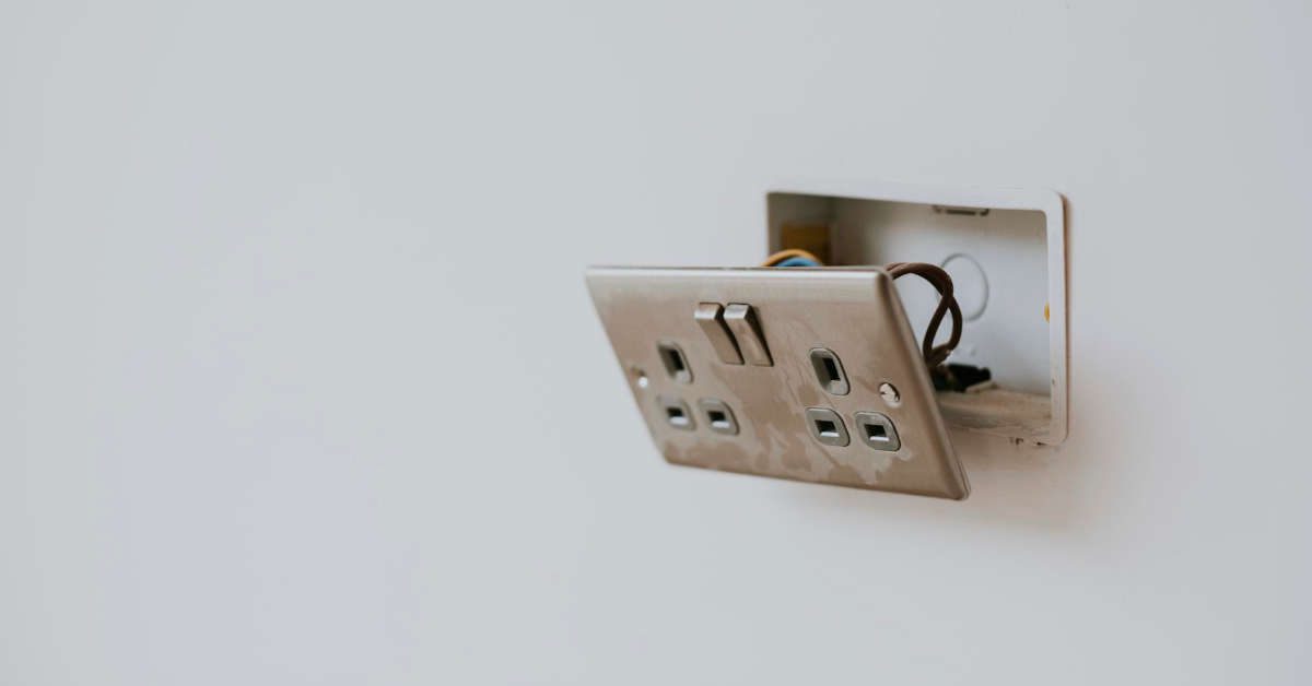 Jak podłączyć agregat prądotwórczy do domu?