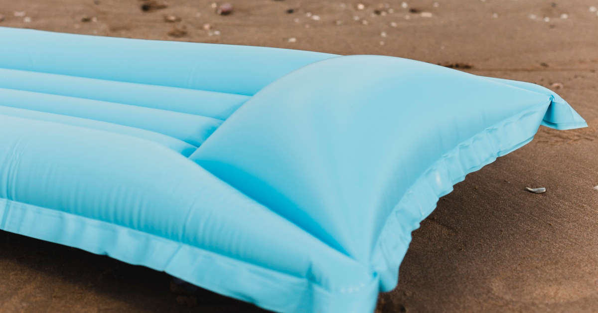 Jak skleić materac dmuchany na zgrzewie?