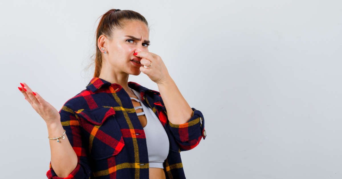 Jak zlikwidować zapach szamba w domu?