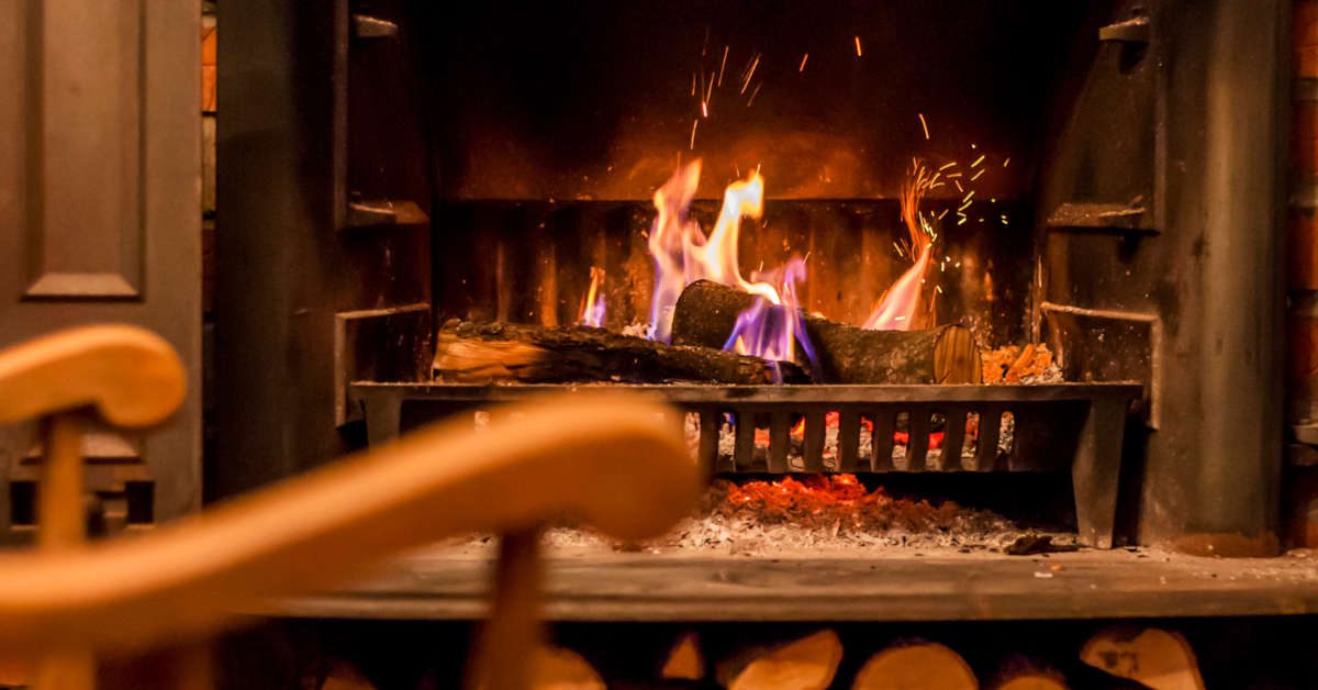 Czy można czyścić komin jak się pali w piecu?