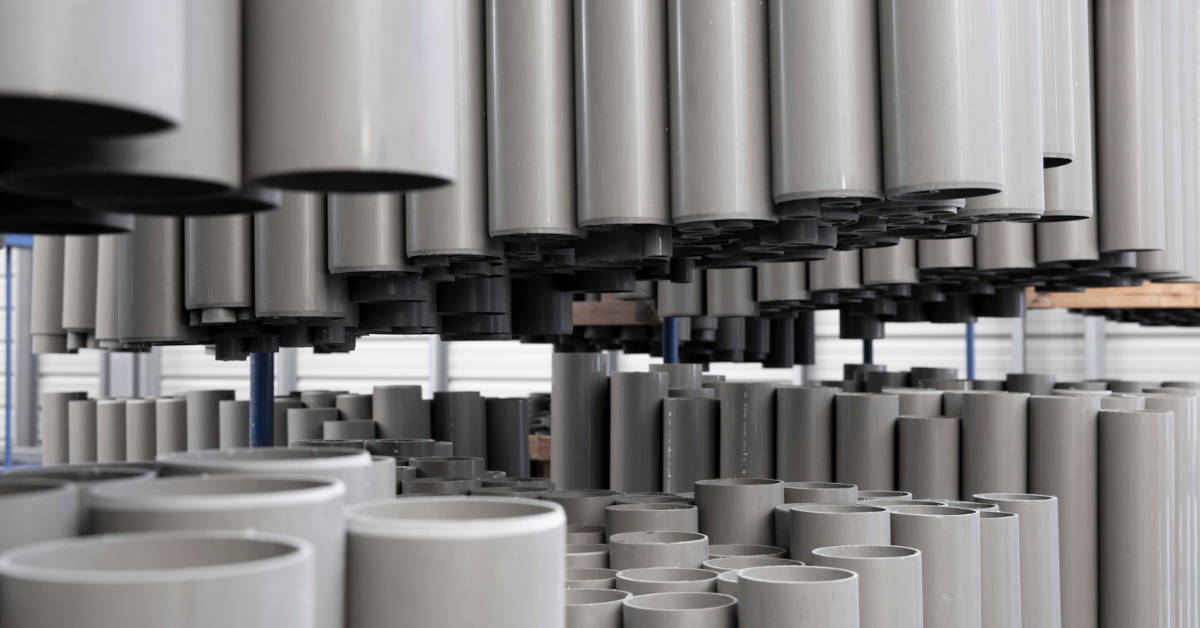 Minimalny spadek dla rury 110 – ile powinien wynosić?