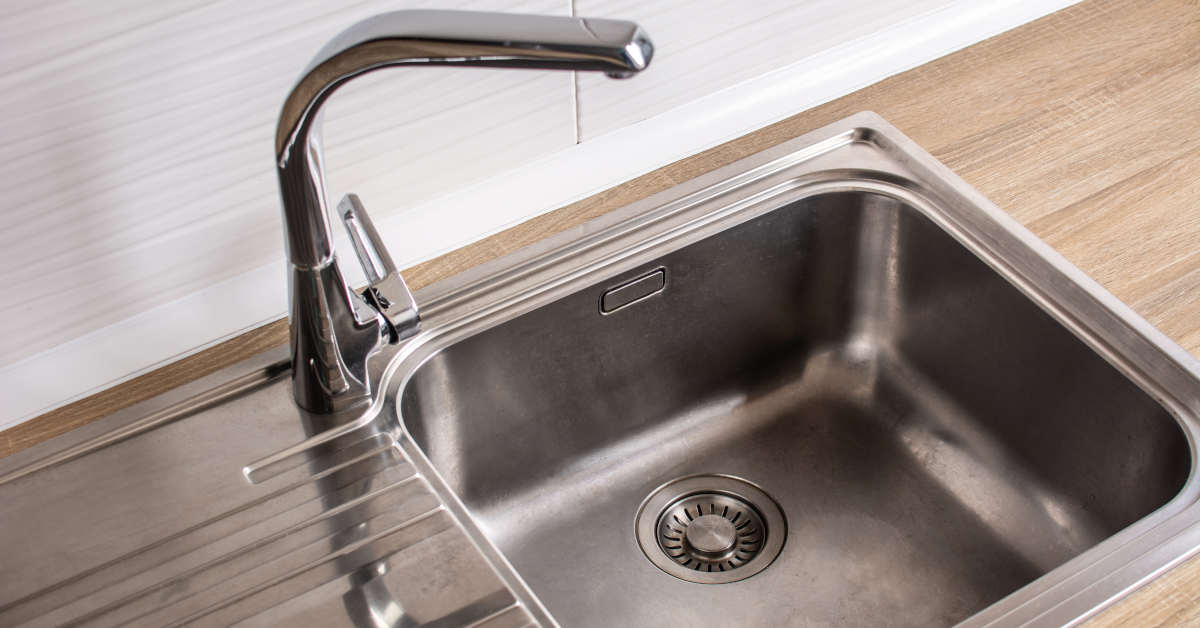 Jak odetkać mocno zatkany zlew?