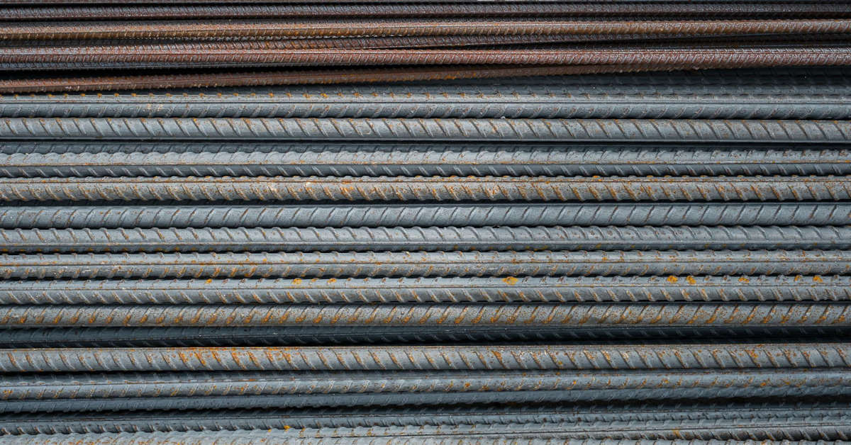 Ile kosztuje tona stali zbrojeniowej? Cennik 2025/2026