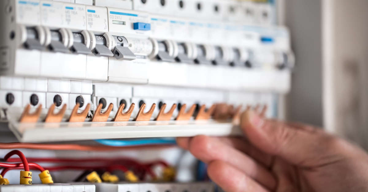 Przegląd elektryczny domu – jak to wygląda?