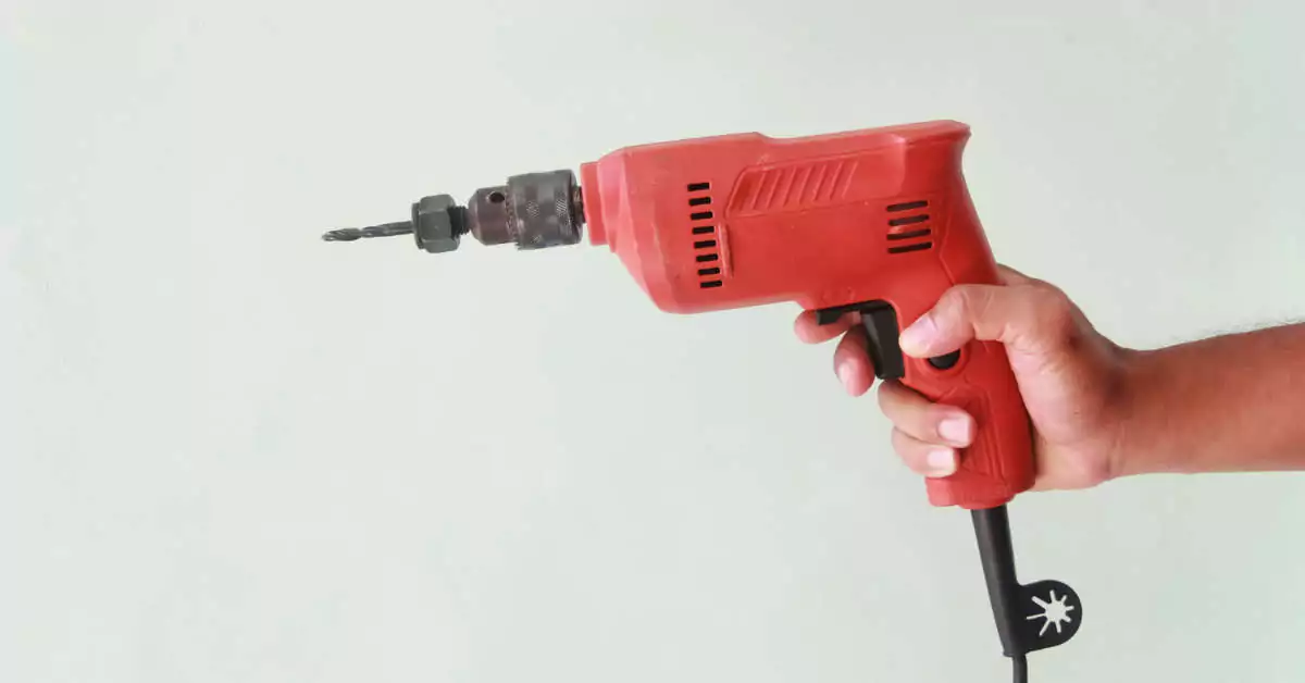 Jak wybrać najlepszą wiertarkę do użytku domowego?