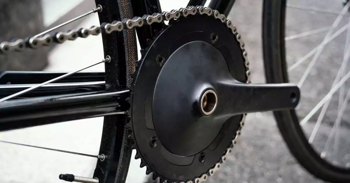 Jak odrdzewić łańcuch domowym sposobem?