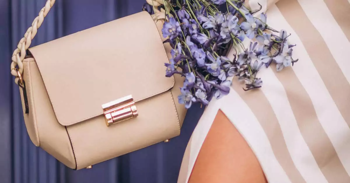 Jak wyczyścić skórzaną torebkę domowym sposobem?