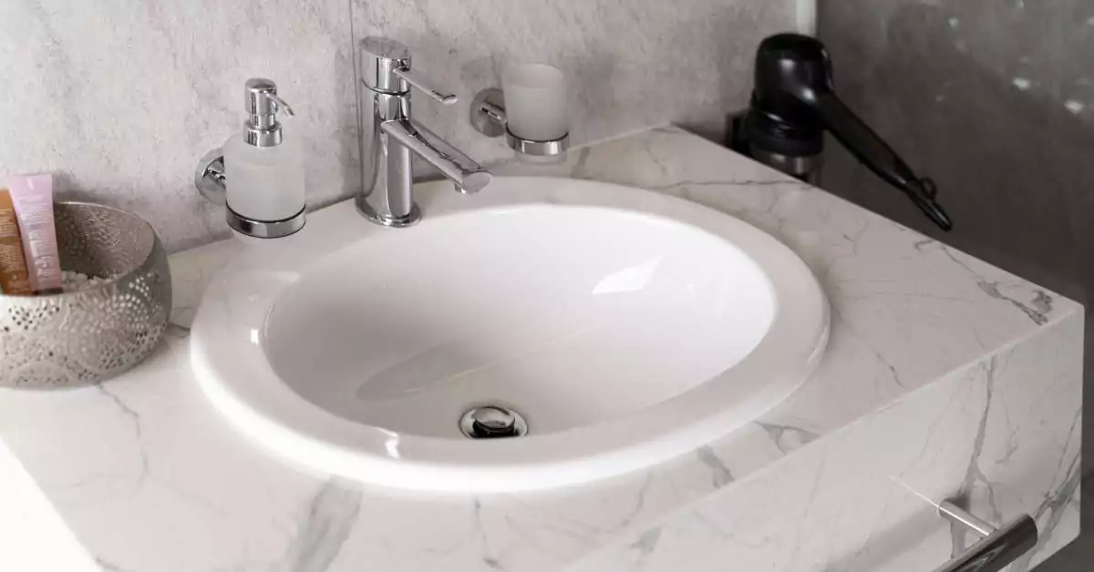 Jak odnowić zlew z konglomeratu?