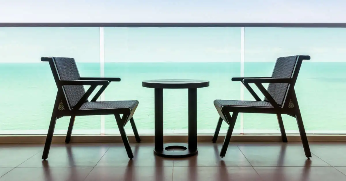 Jakie płytki na taras zewnętrzny?