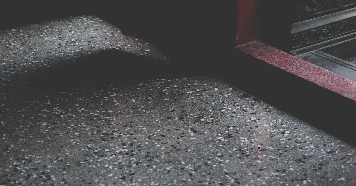 Kamienny dywan – wady i zalety