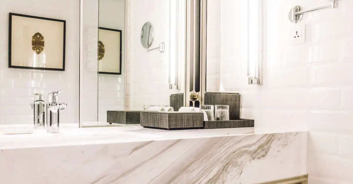 Biały montaż – co to jest? Ile kosztuje i jak wykonać?