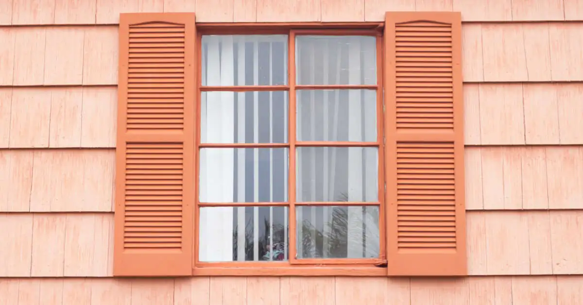 Renowacja okien drewnianych – cennik