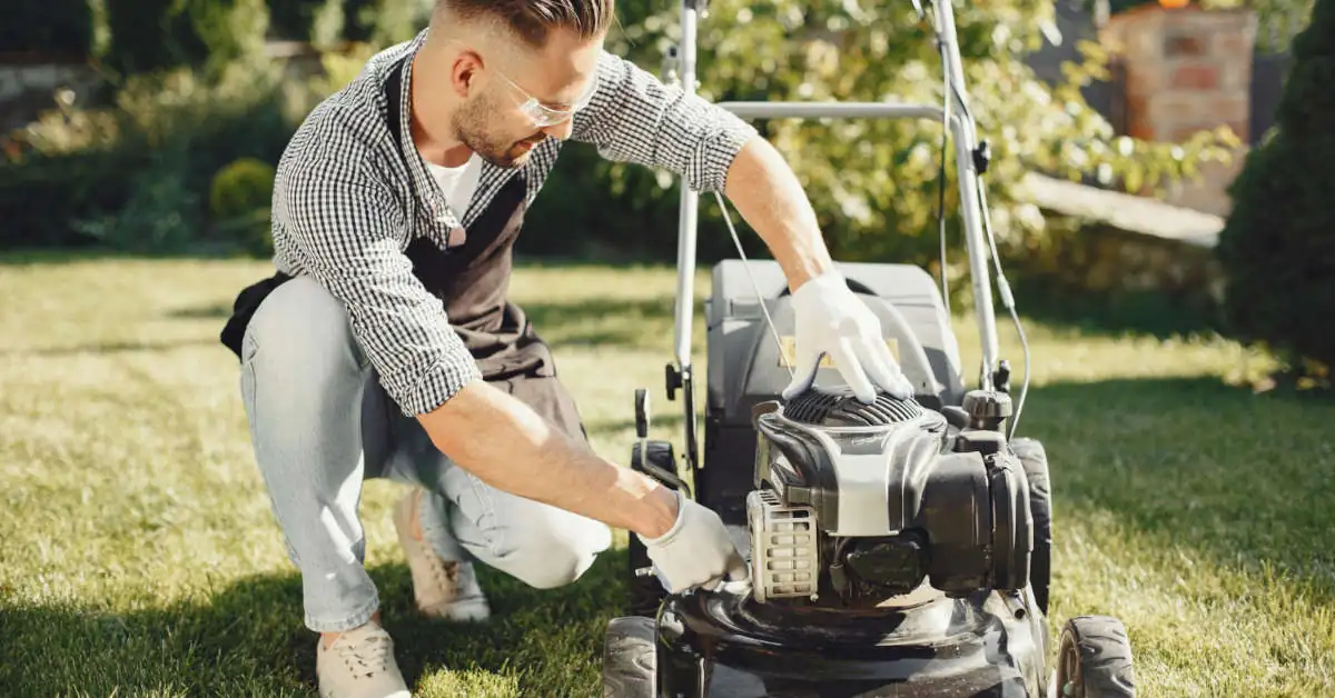 Kosiarka nie odpala – jak ponownie ją uruchomić?