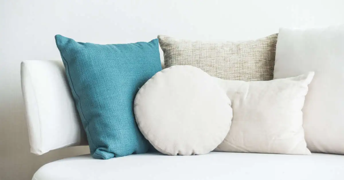 Jak prać poduszki i na co uważać?