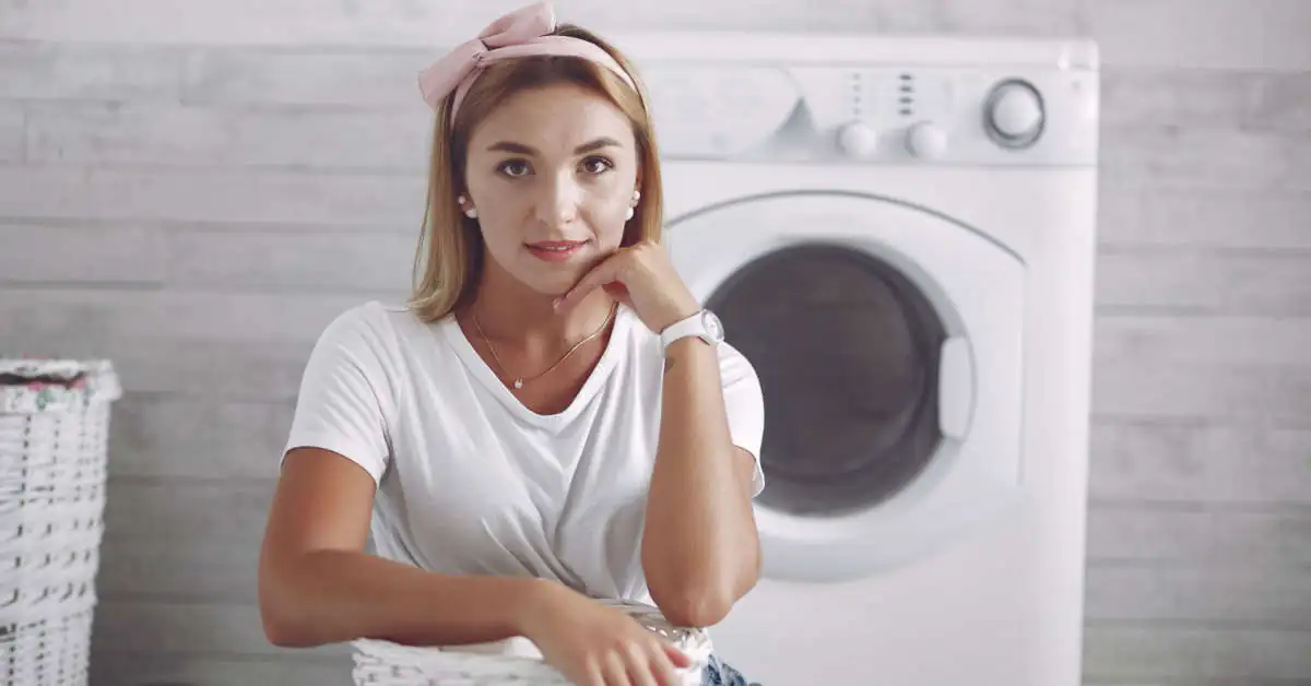 Gdzie wlewać płyn do prania i na co uważać?